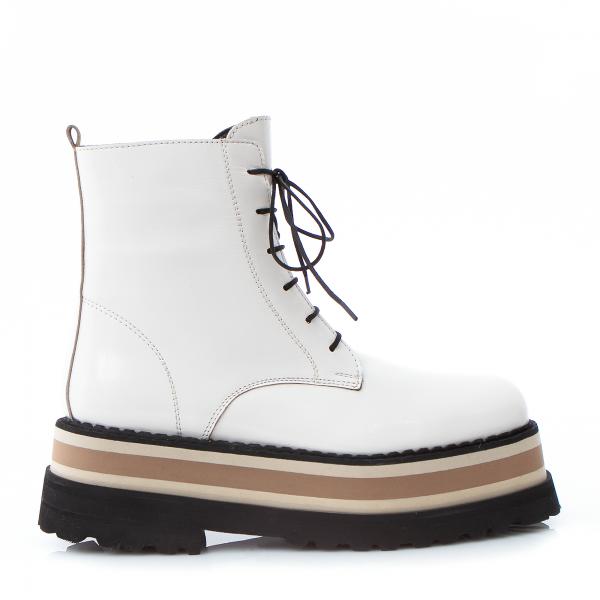 FLATFORM ANKLE BOOT WITH LACES