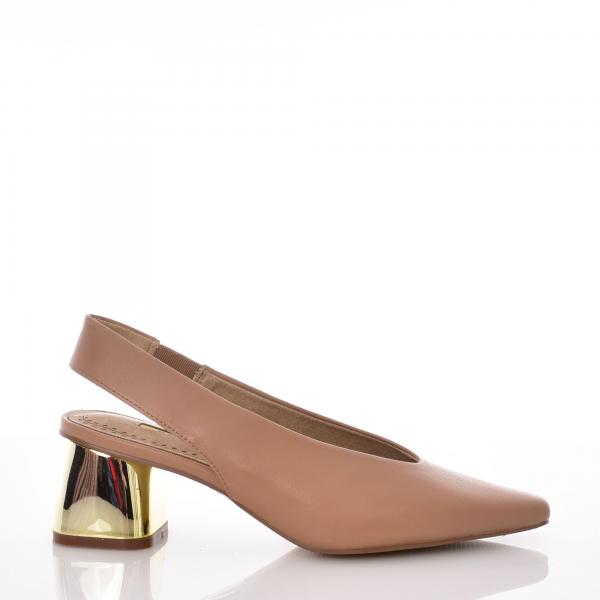 CLASSY HEEL WITH GOLD DETAILS